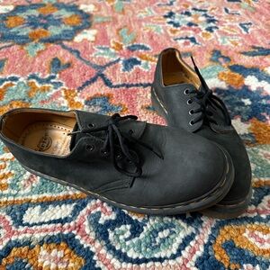 The Original Doc Martens. Mens size 8, women’s size 9.5. In great condition!